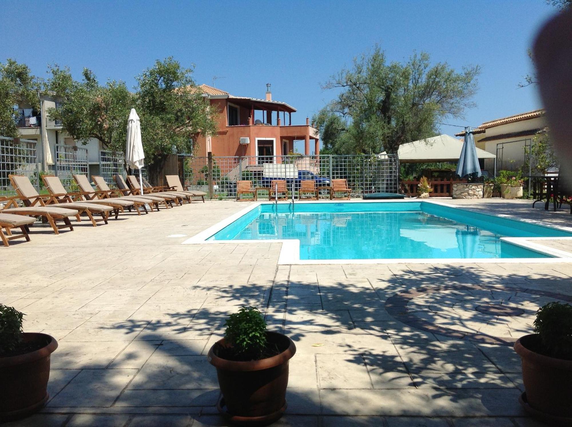 Hotel Avra Лигия Экстерьер фото