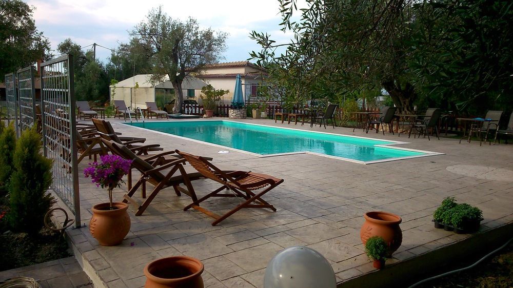 Hotel Avra Лигия Экстерьер фото
